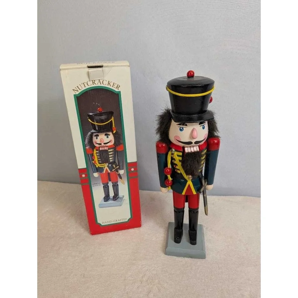 Kurt S. Adler Old‎ World Wooden Nutcracker Hand-Crafted Soldier Holiday Decor
